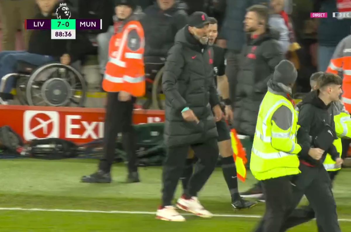 Criză de nervi a lui Jurgen Klopp pe margine, imediat după golul de 7-0 cu Manchester United! Ce a cauzat furia neamțului