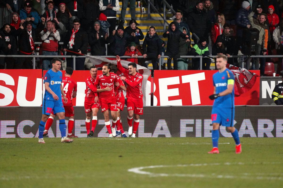 UTA - FCSB în etapa 29 din Superligă