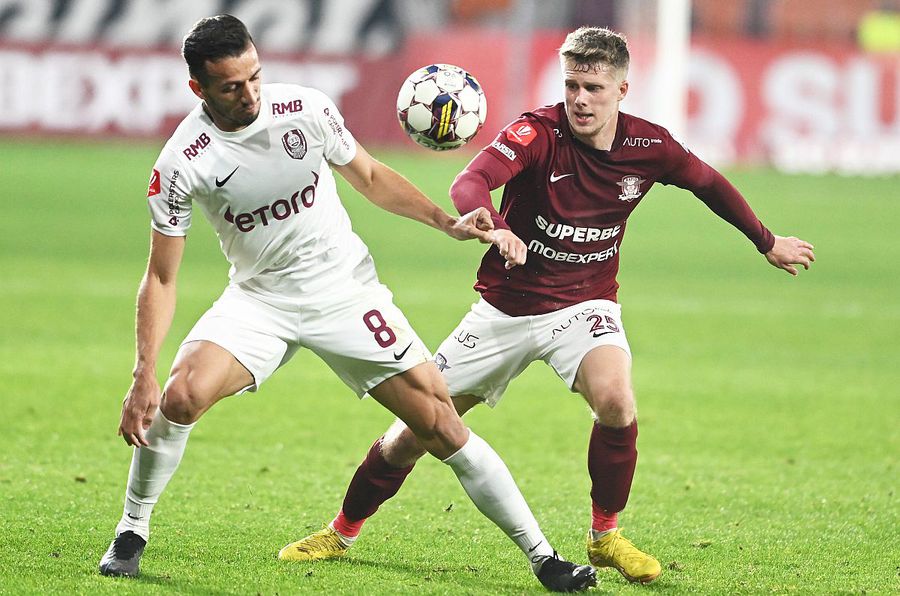 Roger Junio, în alb // foto: Imago Images CFR Cluj a aflat verdictul în procesul de la TAS » Decizia FIFA a fost întoarsă