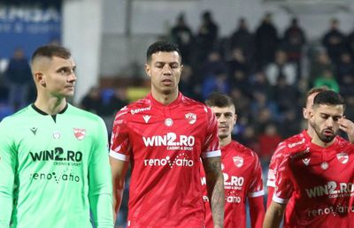 Dinamo, abandonată de căpitan în plin sezon. A meritat riscul? » Răspuns ferm din tabăra alb-roșie: „Soția lui nu mai putea intra în România”