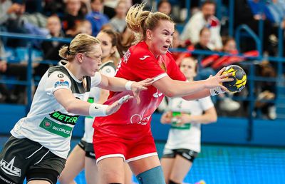 Pivotul naționalei Rusiei a ajuns la Rapid: „Voi da totul pentru a contribui la succesul echipei”