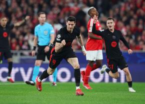 Benfica - Barcelona, în turul optimilor de finală ale Ligii Campionilor » Cartonaș ROȘU în minutul 22
