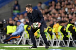 Fostul internațional român nu a înțeles ce a făcut Simeone cu Real Madrid: „M-a decepționat. Bagi bestia, dar cine o hrănește?”