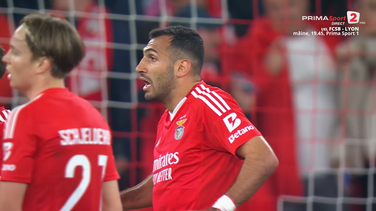 Cartonașul roșu obținut de Cubarsi, în meciul Benfica - Barcelona