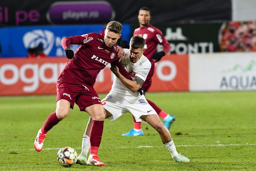 Louis Munteanu (stânga), atacantul lui CFR Cluj, este golgheterul la zi din Superligă / Foto: Imago CIES Football Observatory: ei sunt jucătorii din Superliga cu cea mai mare cotă de transfer » 5 ar putea fi cumpărați cu peste 2 milioane €