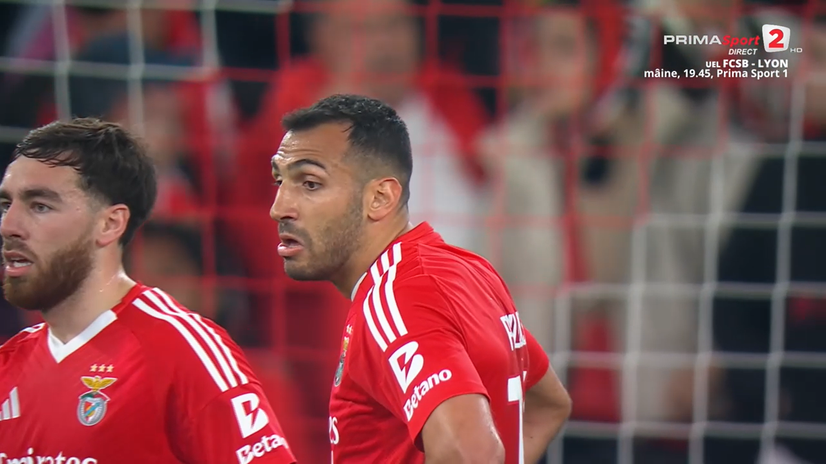 Cartonașul roșu obținut de Cubarsi, în meciul Benfica - Barcelona