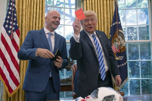 Gianni Infantino, președintele FIFA, și Donald Trump, președintele Statelor Unite ale Americii
