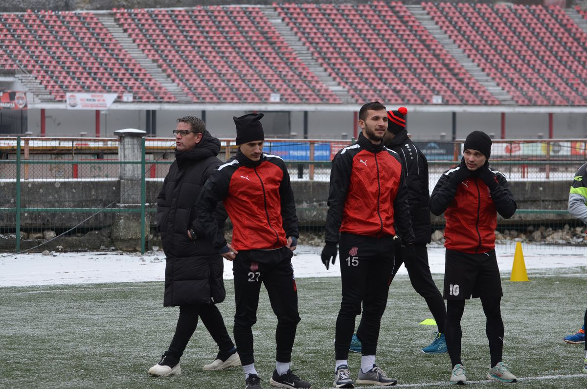 Funcționează! Clubul din Liga 2 a efectuat primul antrenament în nocturnă, urmează marele moment