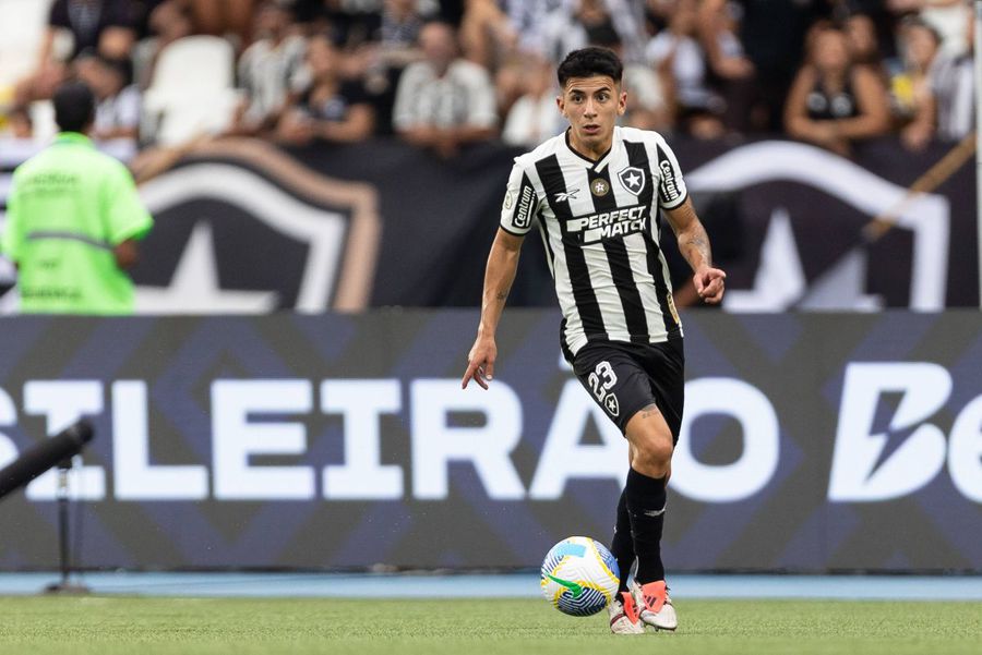 Thiago Almada a bifat 26 de meciuri la Botafogo, cu 3 goluri și 2 assisturi / Foto: Imago Campionul mondial care vine la București, cercetat pentru viol în grup și că a fugit după ce a călcat un bărbat cu mașina!