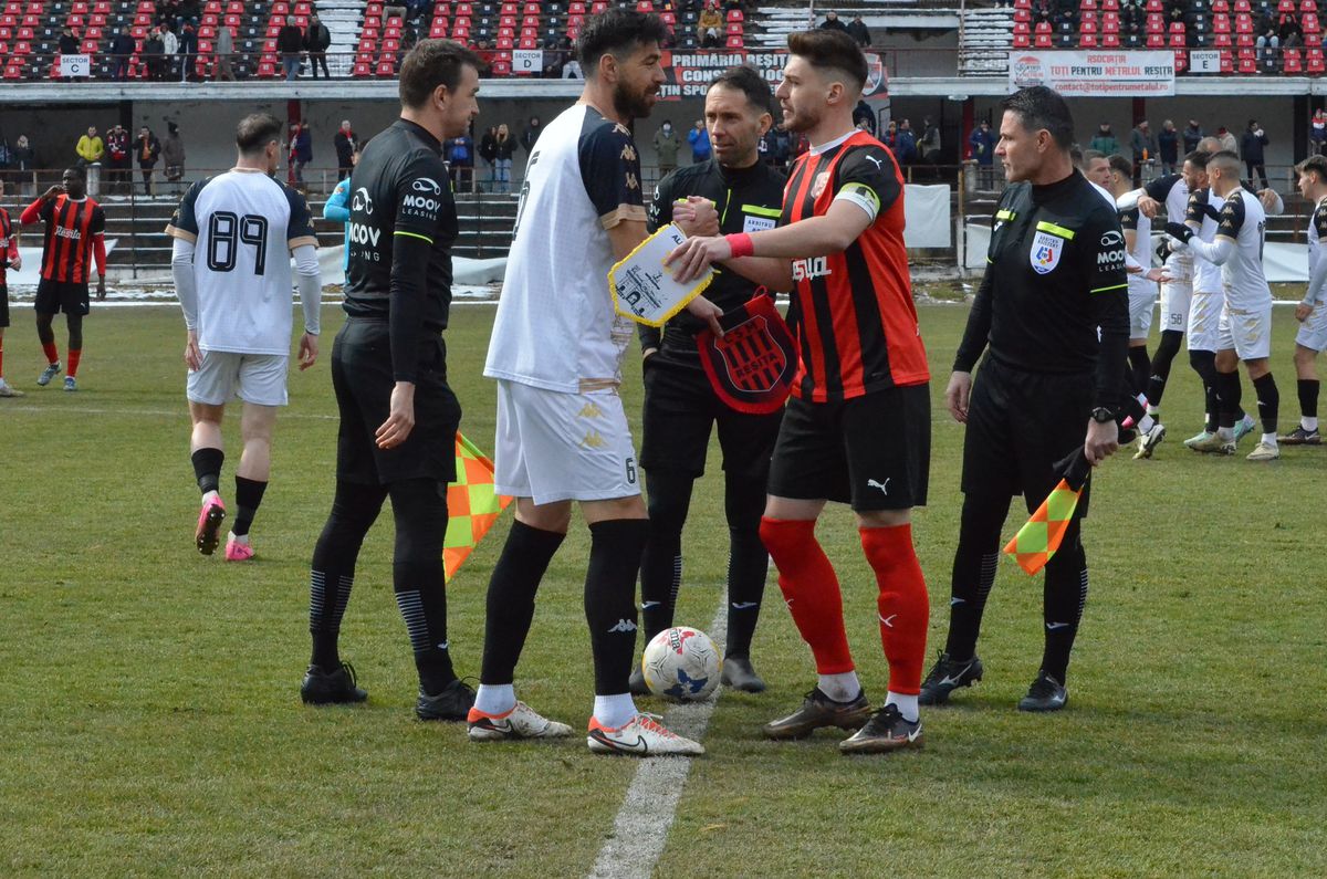 Funcționează! Clubul din Liga 2 a efectuat primul antrenament în nocturnă, urmează marele moment