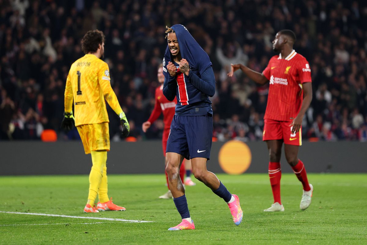 „Denunț” din Liverpool, după turul cu PSG: „Una dintre cele mai mari hoții din istoria fotbalului!”