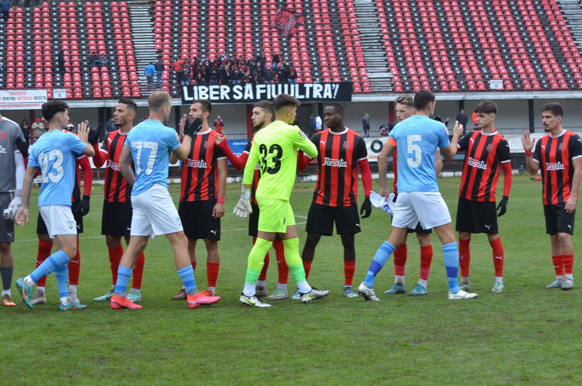 Funcționează! Clubul din Liga 2 a efectuat primul antrenament în nocturnă, urmează marele moment