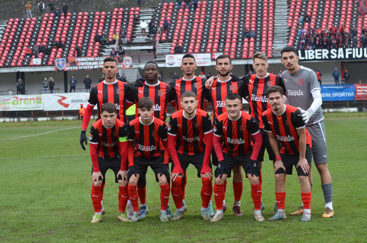 Funcționează! Clubul din Liga 2 a efectuat primul antrenament în nocturnă, urmează marele moment