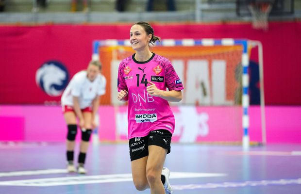 O dublă câștigătoare a Ligii Campionilor a semnat în Liga Florilor » În 2024, a fost numită cea mai bună extremă dreapta din Norvegia