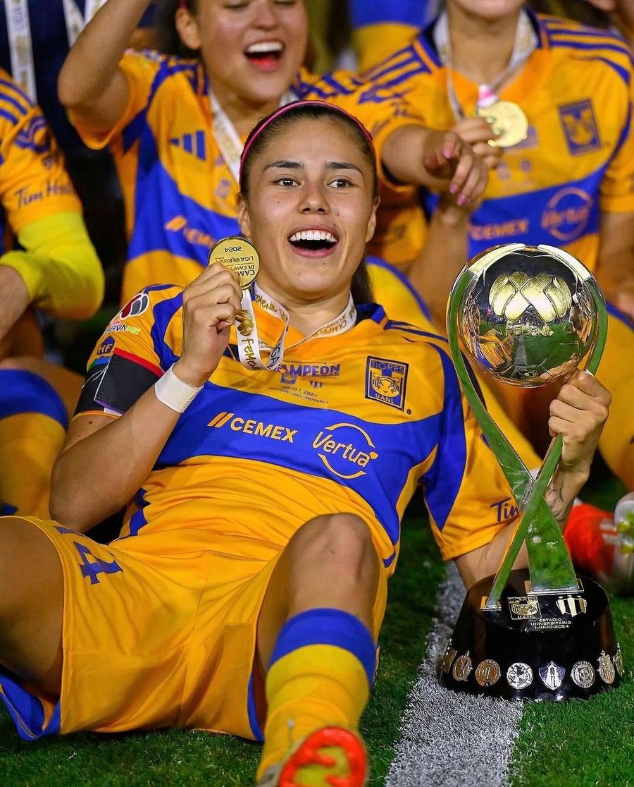 Lizbeth Ovalle Dați-i Trofeul Puskas deja! » Jucătoarea a marcat ULUITOR, cu o execuție „scorpion inversat”