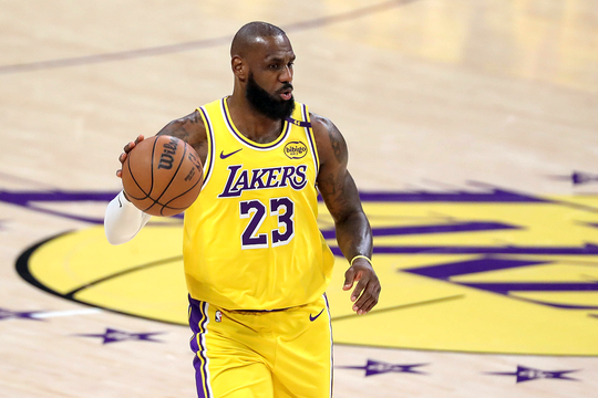 LeBron James a devenit cel mai bun marcator din istoria NBA. Foto: Imago