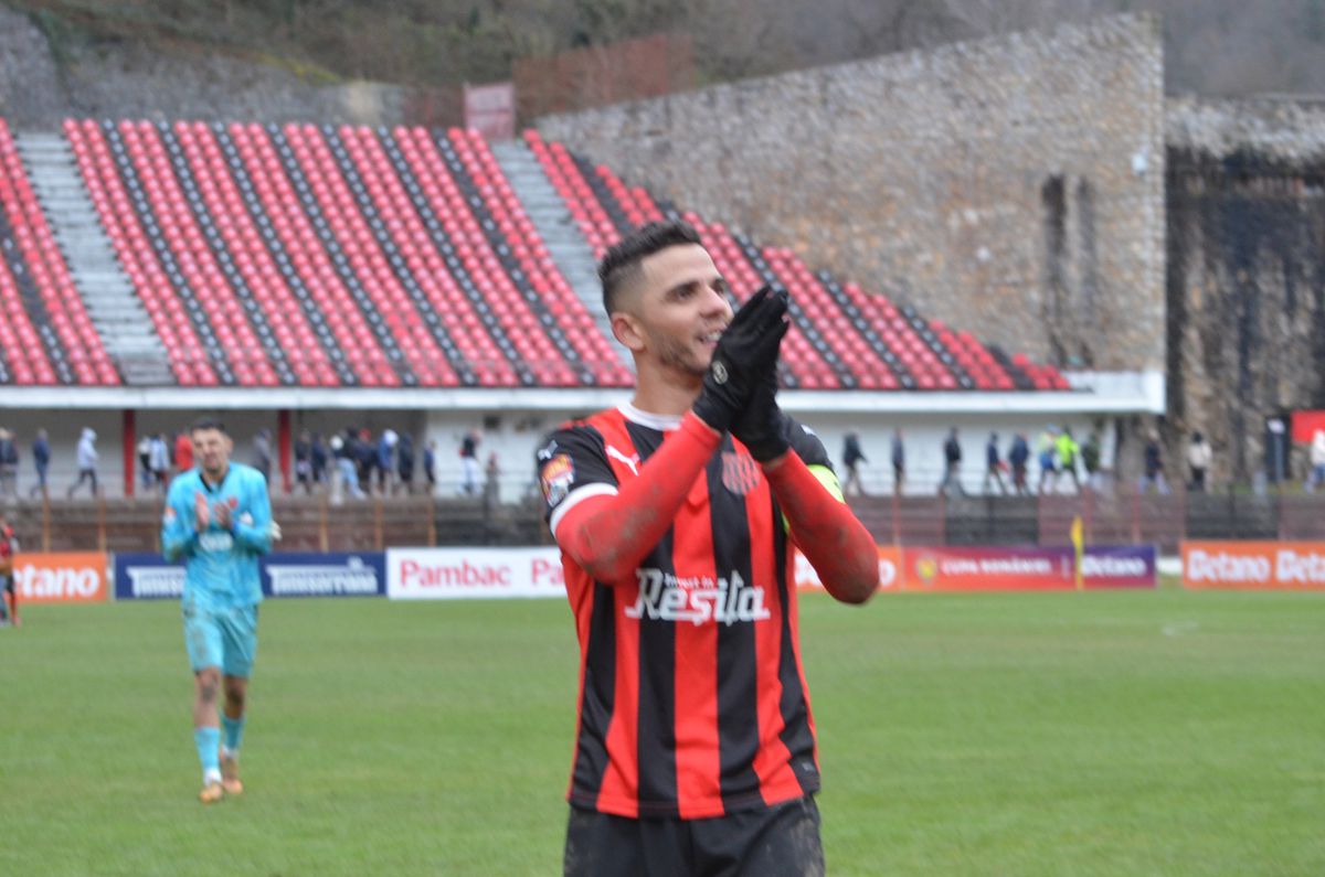 Funcționează! Clubul din Liga 2 a efectuat primul antrenament în nocturnă, urmează marele moment