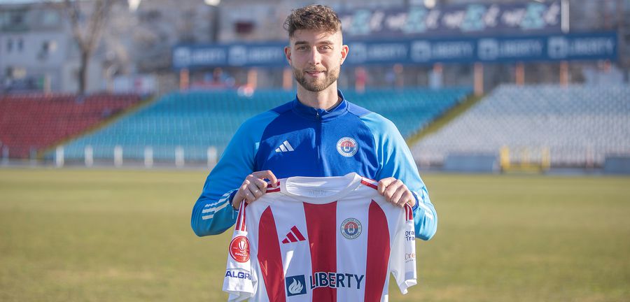 Jakob Novak, la prezentarea oficială de la Oțelul Caz uluitor în SuperLiga: l-au prezentat oficial, a plecat din țară și acum au scăpat de el