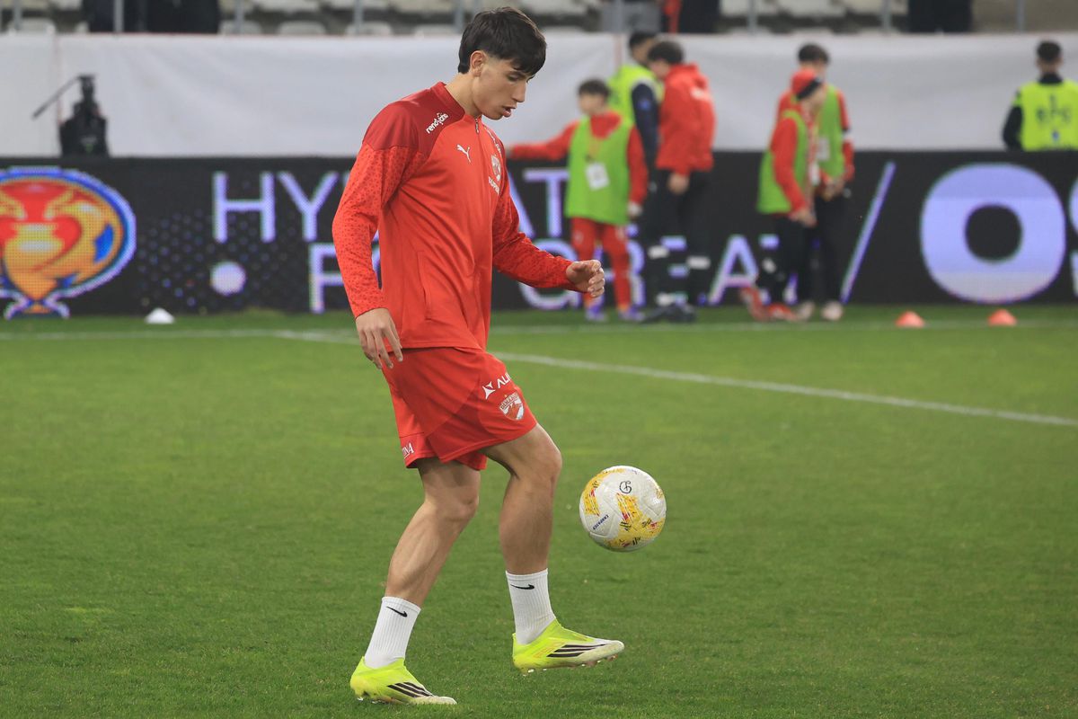 Înainte de Dinamo - Metalul Buzău, 5 martie 2026