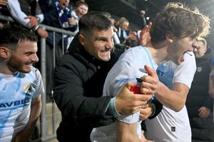 Meci pentru ISTORIE! Aveau 2-1 în minutul 90+18...