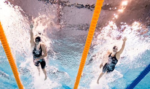 Katie Ledecky și Summer Mcintosh în cursa de 800 m liber de la Campionatele Mondiale din 2025 FOTO Imago Images