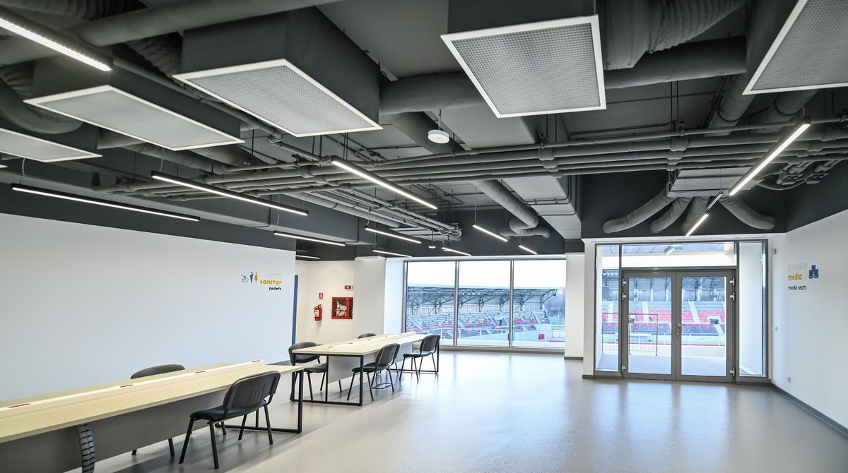 Fotbal pe „perfuzii” din bugetul local! Noul stadion „înghite” de 5 ori mai mulți bani decât produce