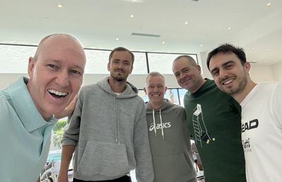 Daniil Medvedev a fugit cu mașina prin deșert, apoi a avut un șoc la graniță: „Te simți ca într-un film de la Hollywood”