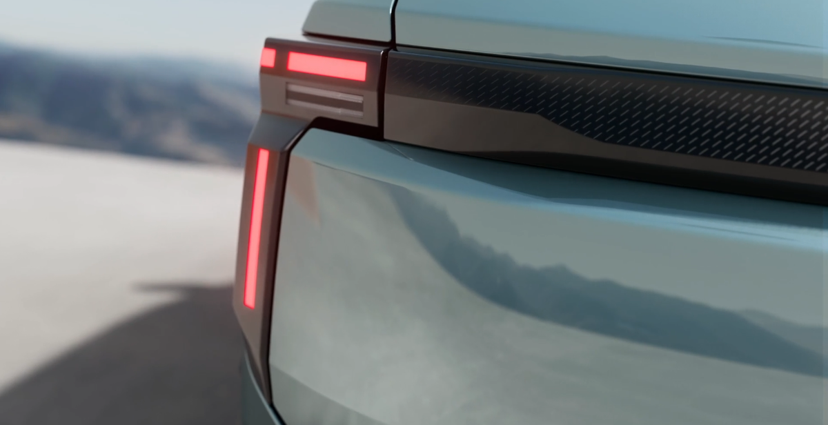 Noua Dacia Striker, surprinsă în premieră pe străzile din București » Reacțiile sunt împărțite