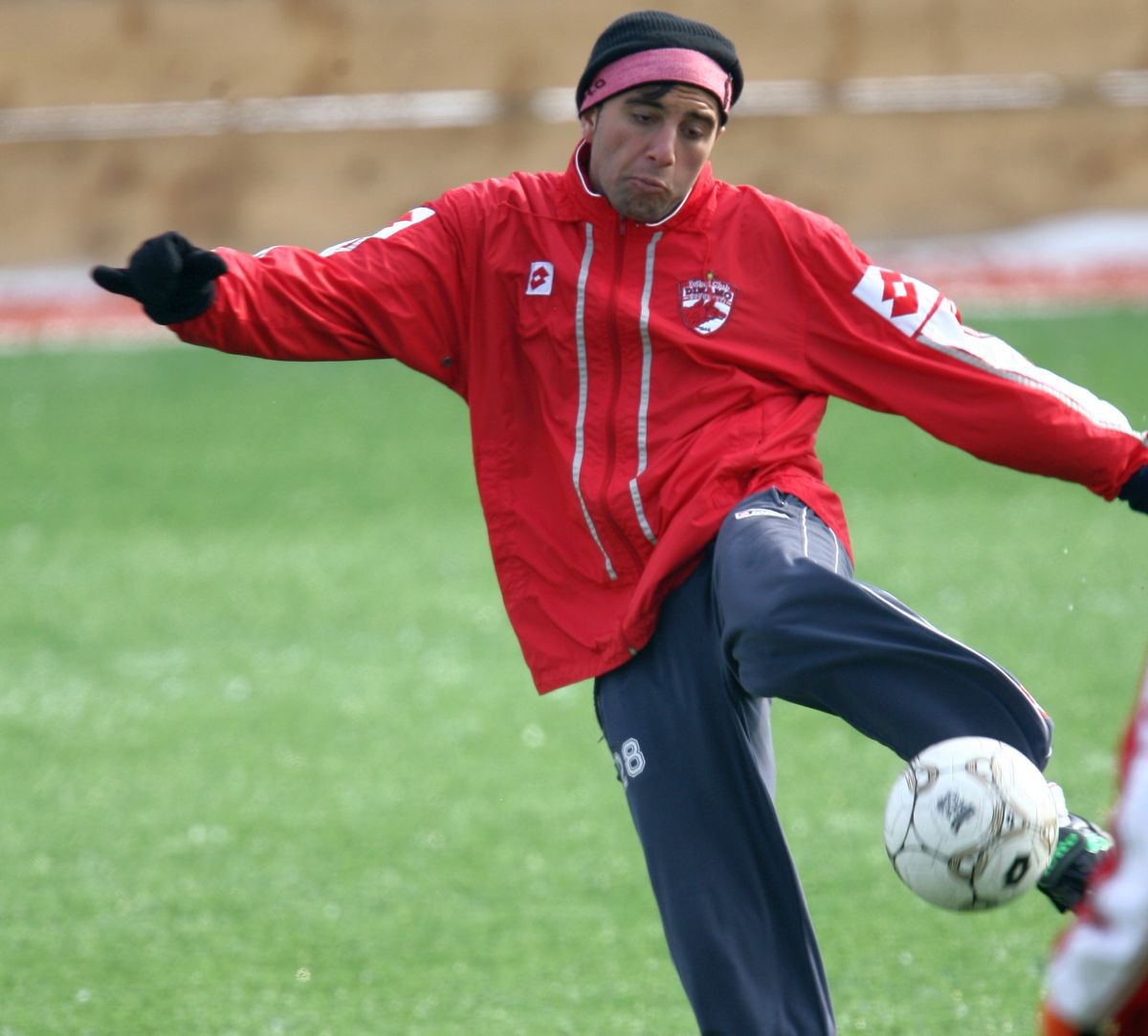 Fostul mare talent al Ligii 1 e dezvoltator imobiliar! Gazeta l-a găsit pe șantier, lângă București: „Spre rușinea mea, am reușit prea puțin în fotbal!” + „Noi am fost cobaii lui Neubert”