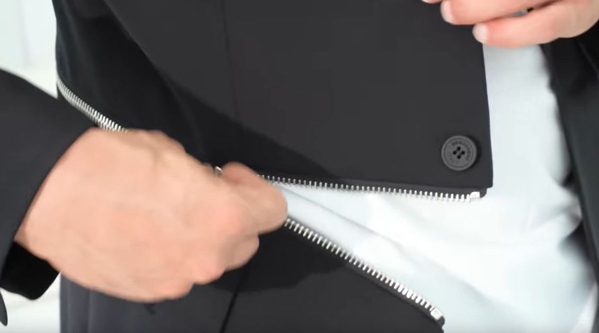 Dorian Popa a cheltuit o avere pe haine! Cât a plătit ca să se îmbrace ca Sergio Ramos