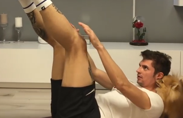 FCSB. Florin Tănase a acceptat provocarea lui Cristiano Ronaldo! Decarul roș-albaștrilor, incomodat de cățelul său :)