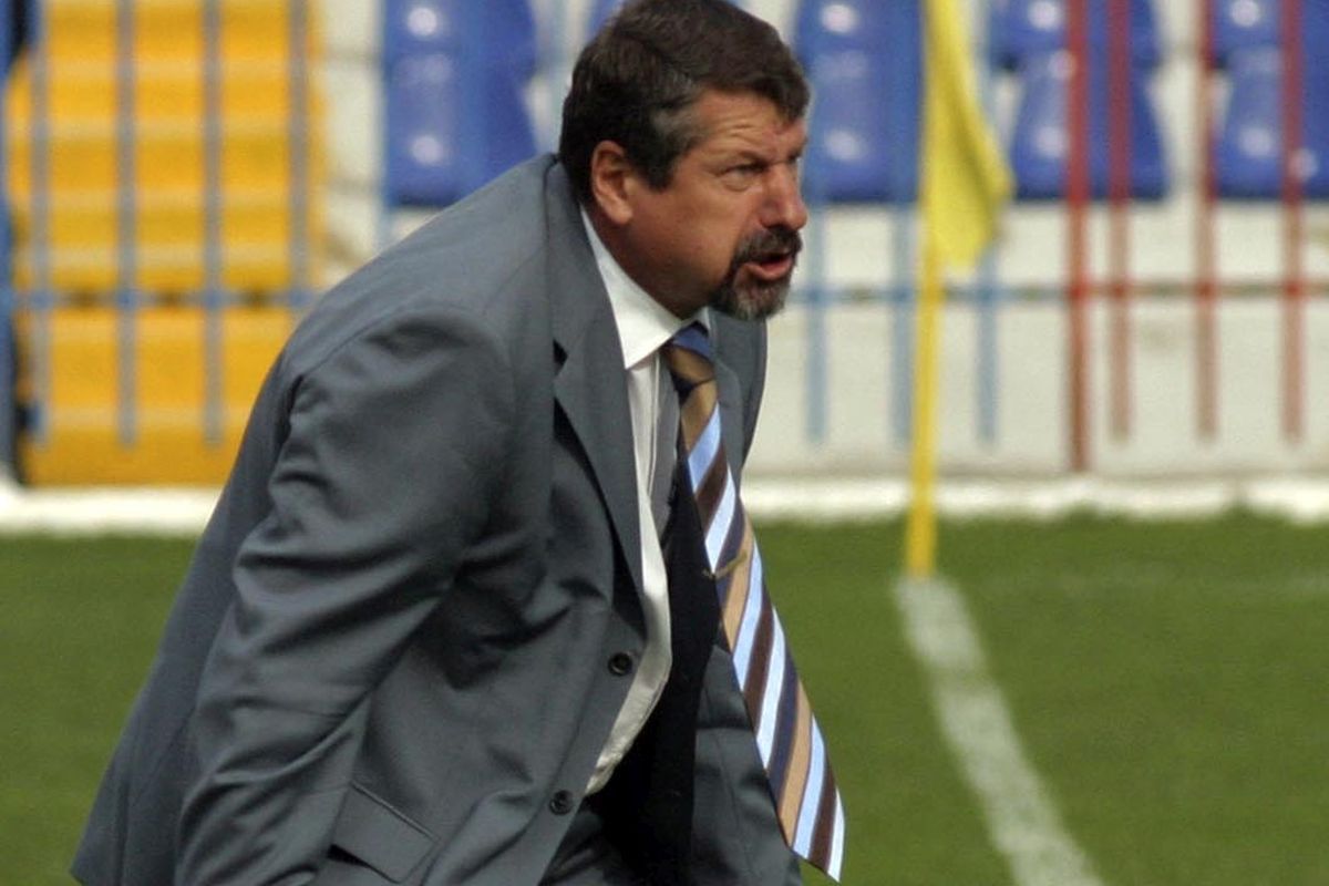 46 de ani de la debutul dinamovistului cu 5 titluri de campion, cu o semifinală de Cupa Campionilor Europeni, dar cu 0 meciuri la națională