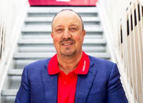 Rafa Benitez a semnat și devine cel mai bine plătit antrenor din istoria campionatului