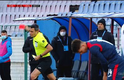 Nervi întinși la maxim! Ce i-a spus Bogdan Andone lui Horațiu Feșnic, înainte să fie trimis în tribune