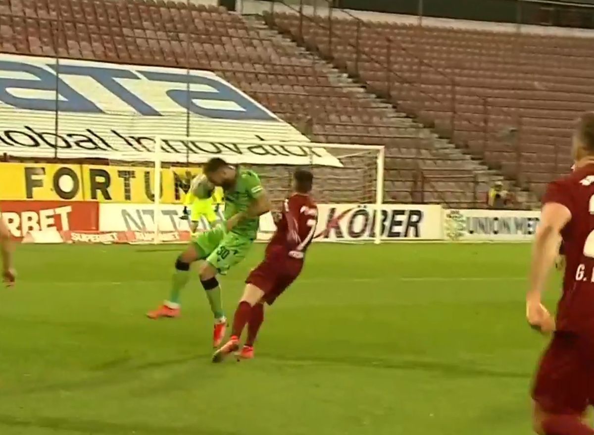 CFR - Dinamo, „roșii” Anton și Bejan / FOTO: Captură @Telekom Sport 1