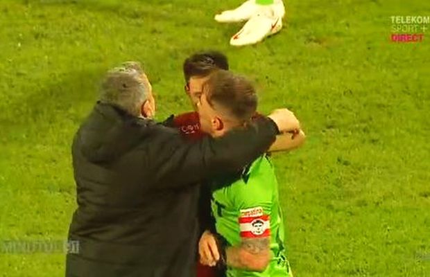 Scandal pe teren după CFR - Dinamo » Doi jucători, despărțiți cu greu de colegi! Arbitrul a intervenit + pierderi uriașe pentru derby-ul cu Craiova