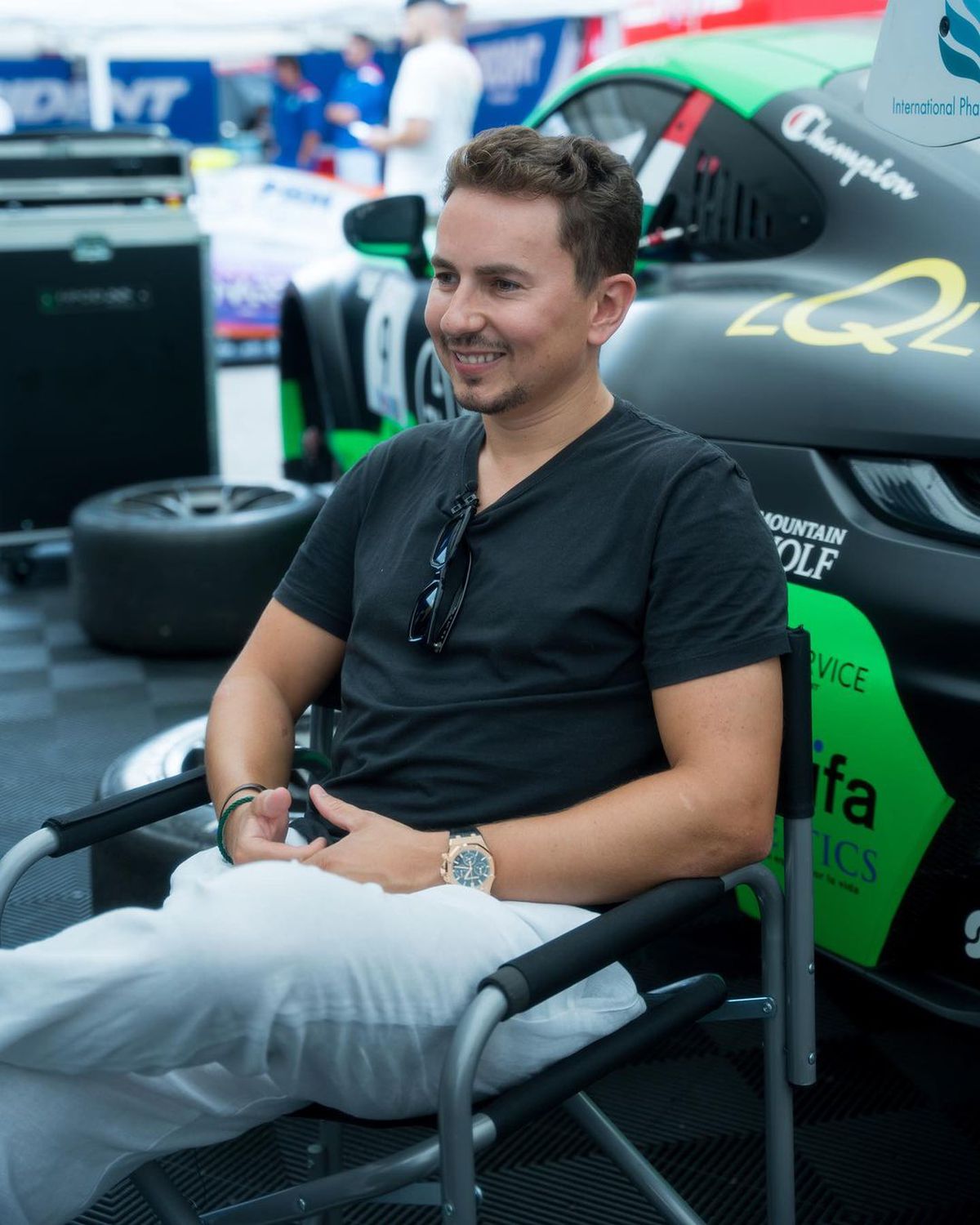 Jorge Lorenzo și-a etalat noul bolid » Suma astronomică plătită de spaniol și specificațiile mașinii