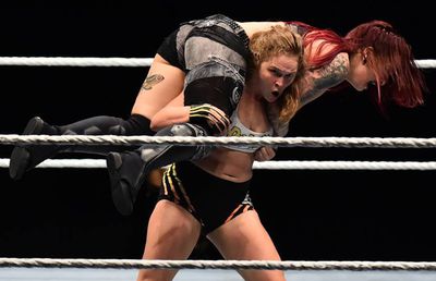 „Medicii erau șocați, credeau că mi-am făcut creierul pilaf” » Celebra Ronda Rousey, mărtusiri cutremurătoare din UFC: „Mi-era frică de demență”