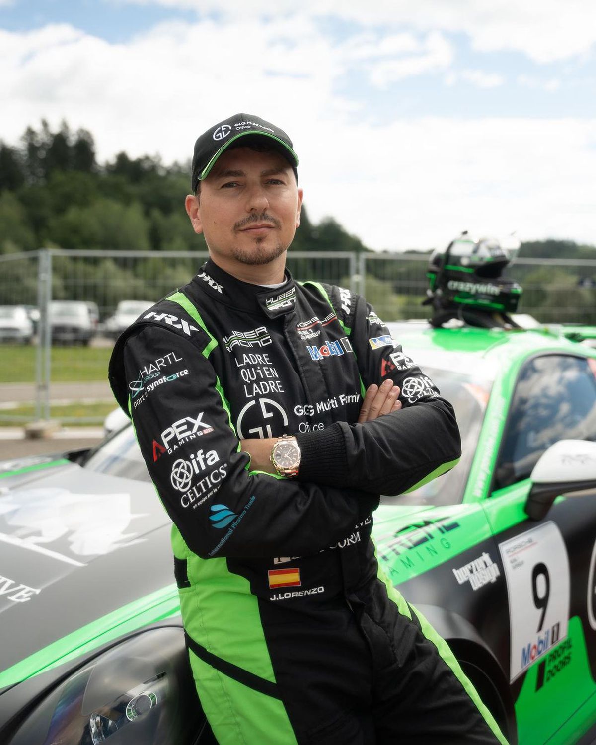 Jorge Lorenzo și-a etalat noul bolid » Suma astronomică plătită de spaniol și specificațiile mașinii