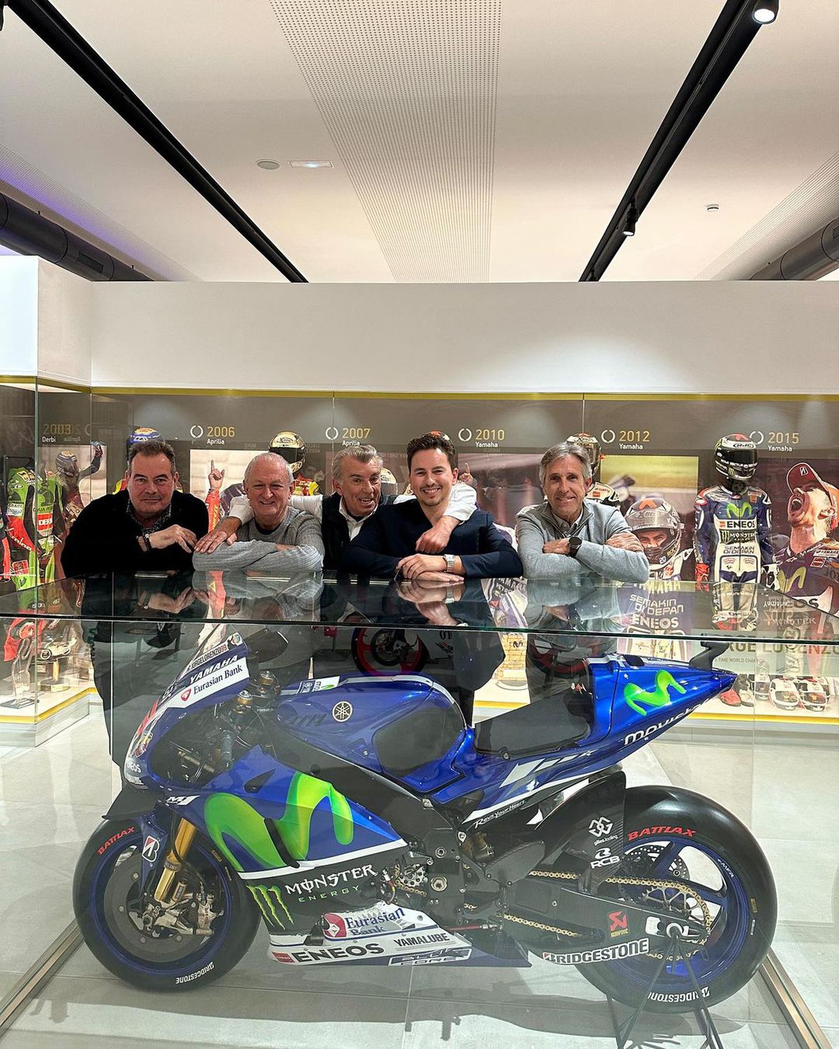 Jorge Lorenzo și-a etalat noul bolid » Suma astronomică plătită de spaniol și specificațiile mașinii