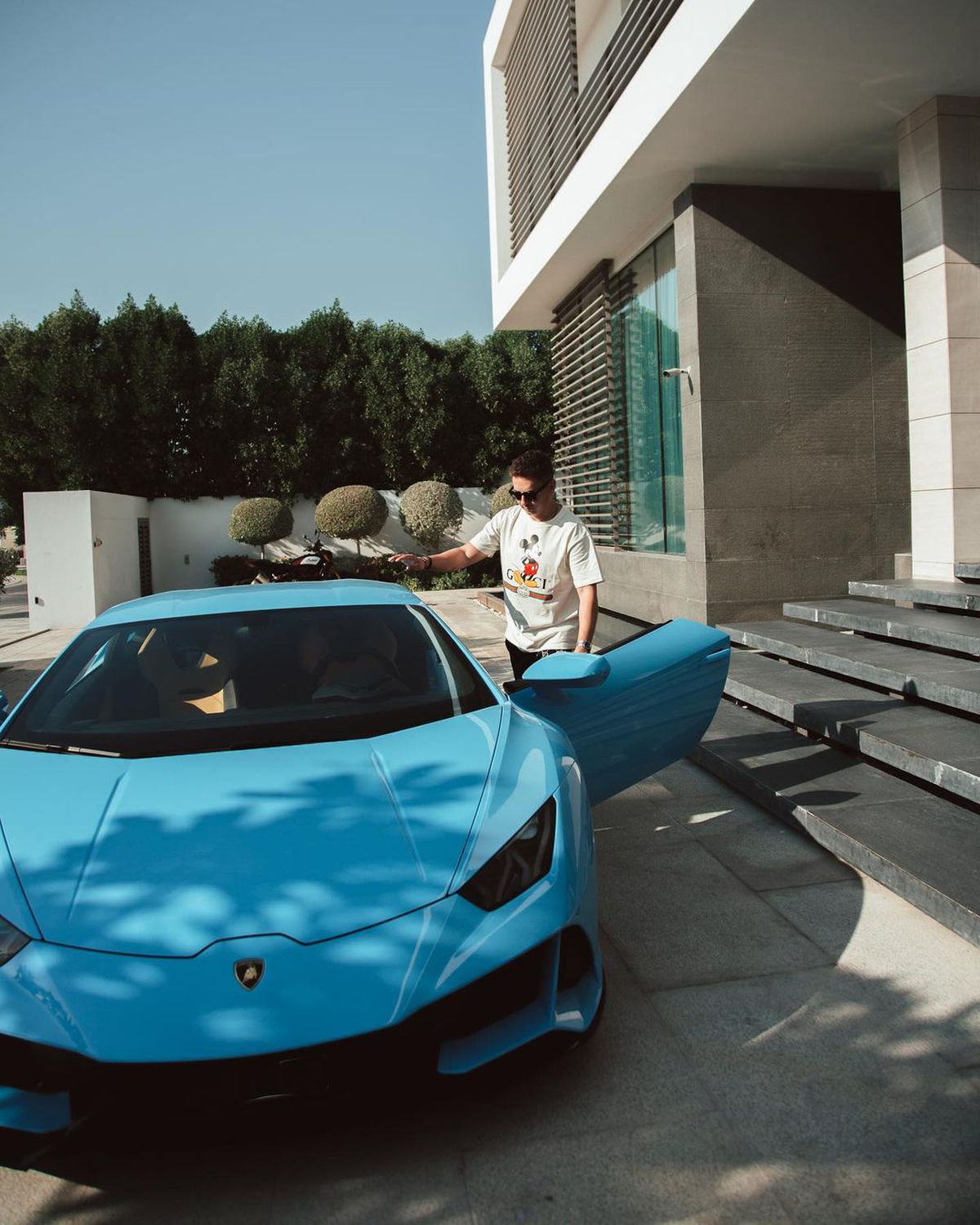 Jorge Lorenzo și-a etalat noul bolid » Suma astronomică plătită de spaniol și specificațiile mașinii