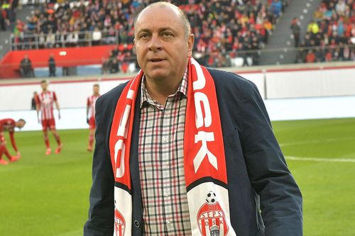 Laszlo Dioszegi, patronul de la Sepsi, consideră că echipa lui a fost dejavantajată clar în remiza cu Farul, scor 1-1, din runda cu numărul #3 a play-off-ului din Superliga.