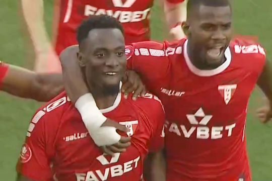 Mpoku a înscris, din penalty, unicul gol din UTA - FC Botoșani