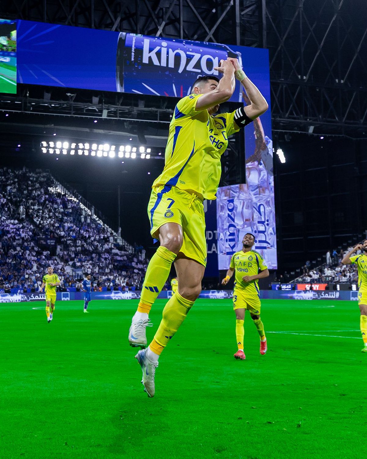 Cristiano Ronaldo a făcut show în derby-ul din Arabia Saudită » Câte goluri mai are până la pragul de 1.000