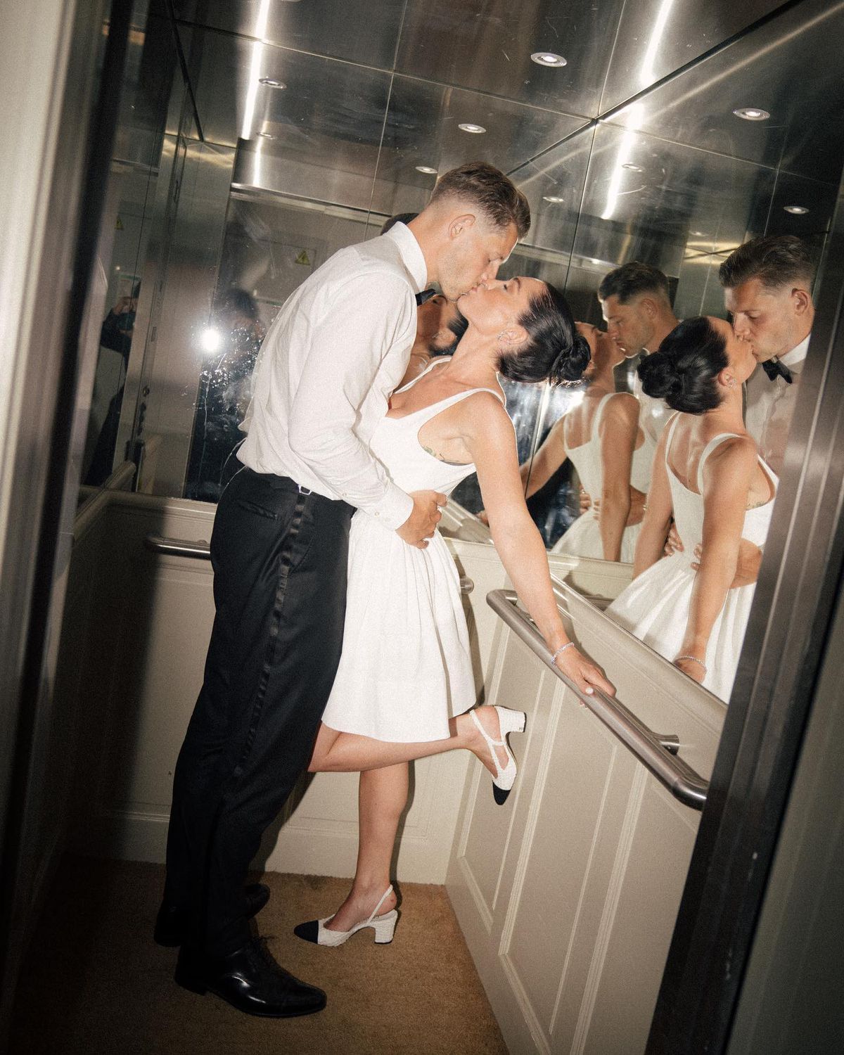 James și Samantha Tarkowski