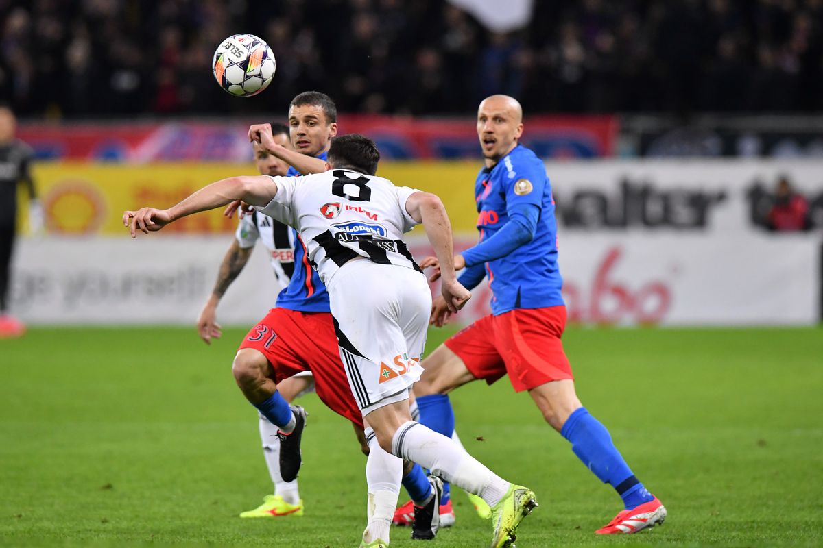 Scouteri din Grecia la FCSB - U Cluj! Ce spune Vulturar despre transferul lui Florin Tănase