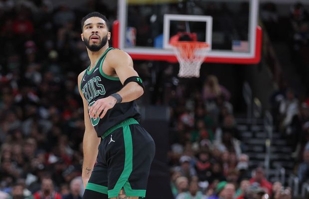 O nouă zi, un nou record în NBA! Boston Celtics a detronat-o pe Golden State Warriors la coșurile de 3 puncte