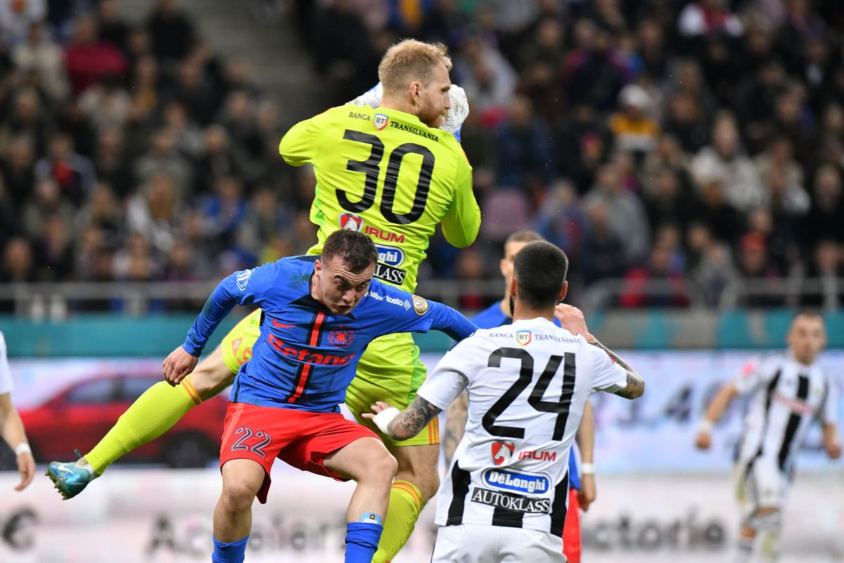 Scouteri din Grecia la FCSB - U Cluj! Ce spune Vulturar despre transferul lui Florin Tănase