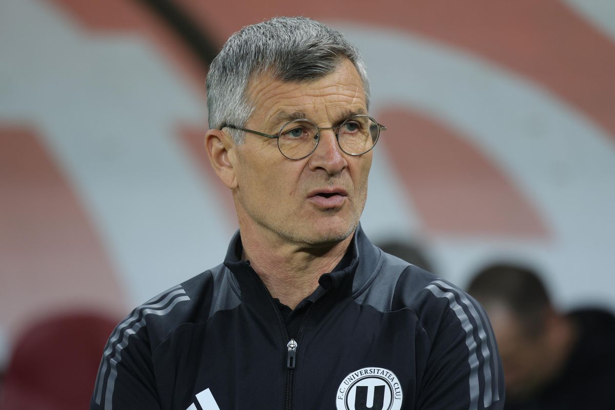 Imagini de la încălzire, înainte de FCSB - U Cluj / foto: Ionuț Iordache (GSP)