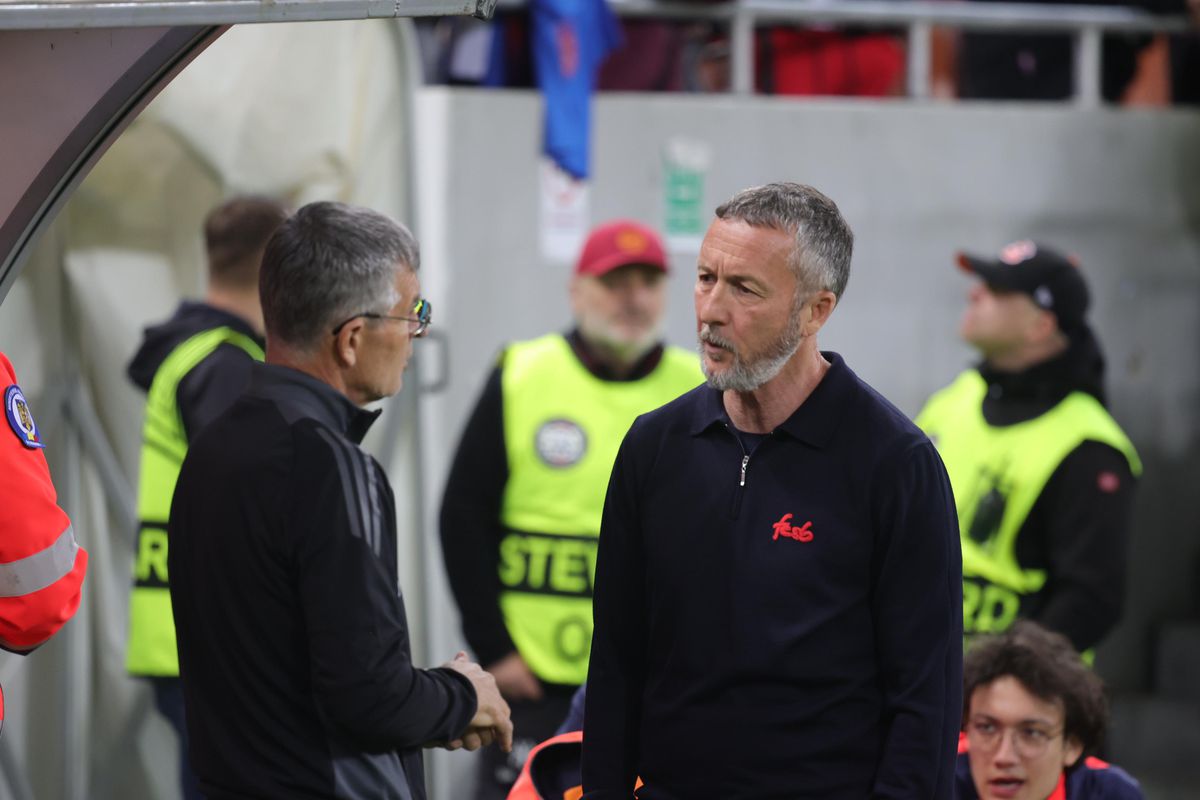 Imagini de la încălzire, înainte de FCSB - U Cluj / foto: Ionuț Iordache (GSP)